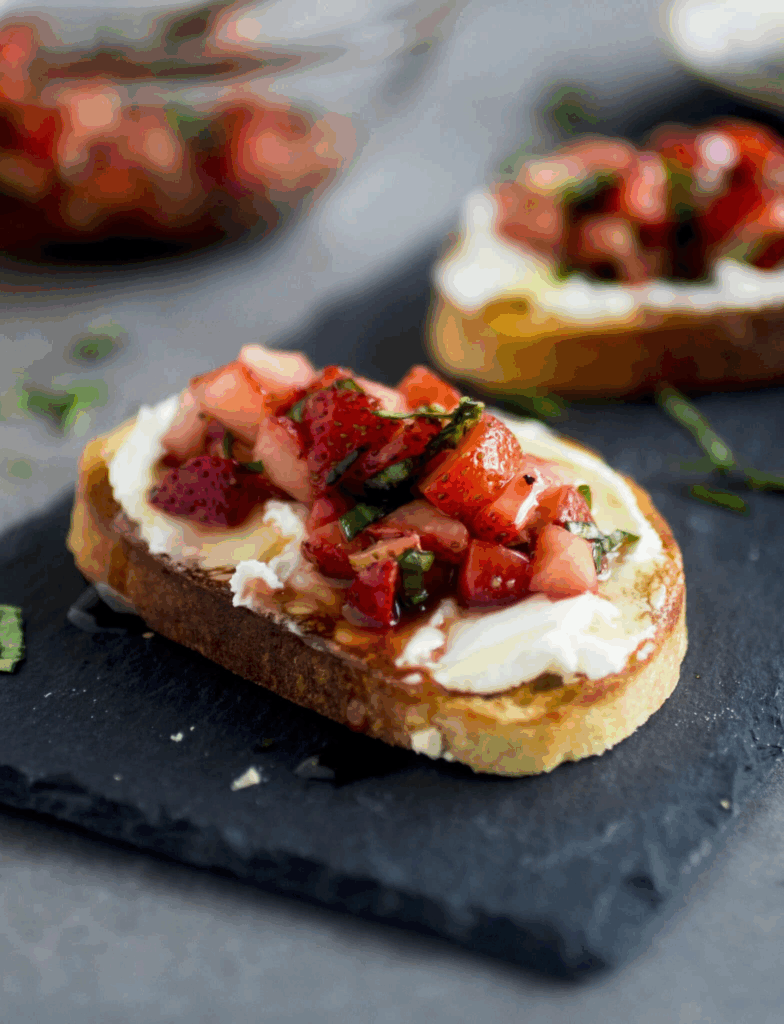 Easy Strawberry Crostini Recipe