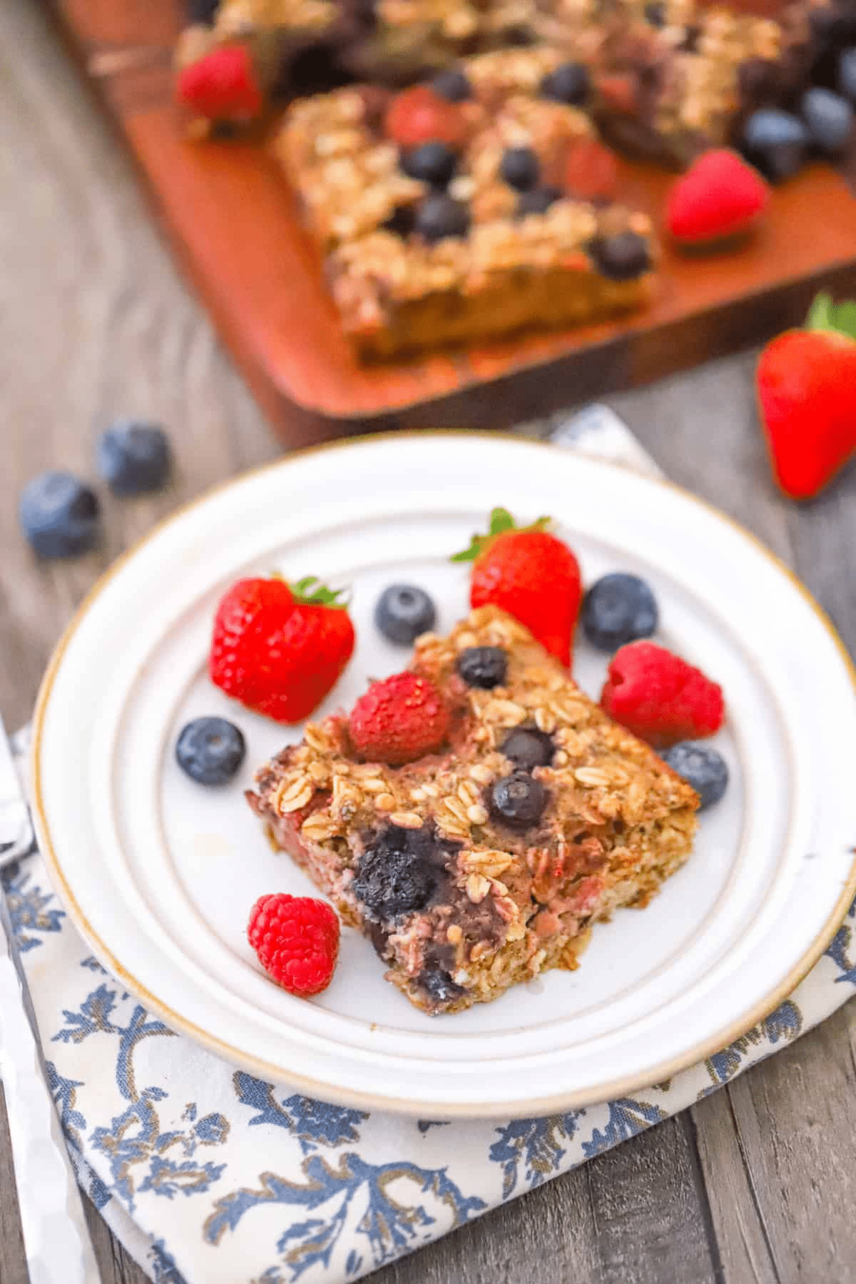 Mixed Berry Protein Baked Oatmeal Recipe