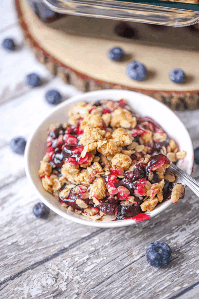 Quick & Easy Blueberry Crisp Recipe