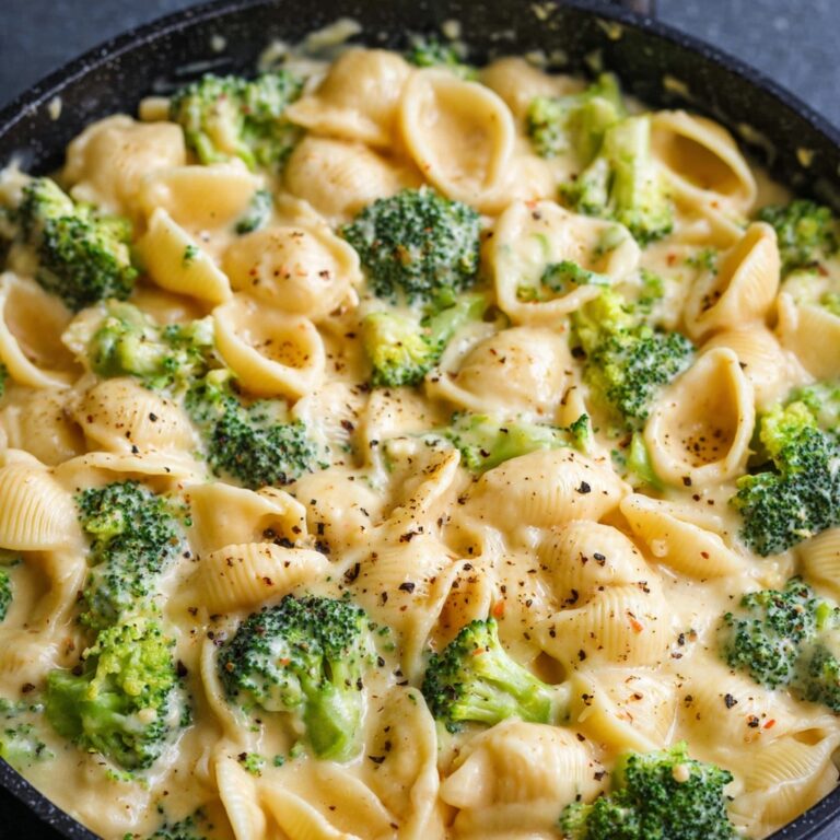Creamy Broccoli Mac and Cheese Recipe